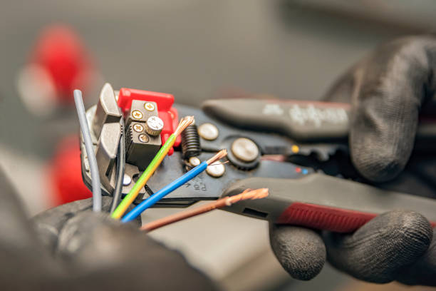Best Emergency Electrical Repair  in Holly Ridge, NC