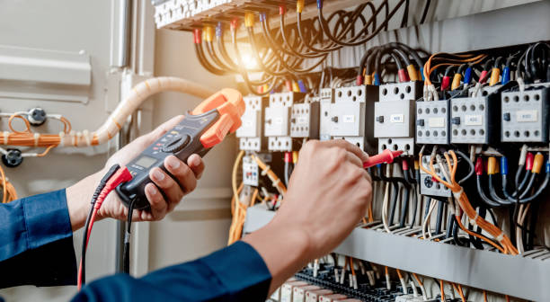 Best Licensed Electrician  in Holly Ridge, NC